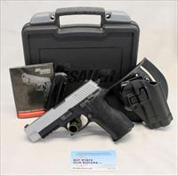 Sig Sauer P226 TWO TONE semi-automatic pistol  9mm  Case, Manual, Magazines & Holster Img-1