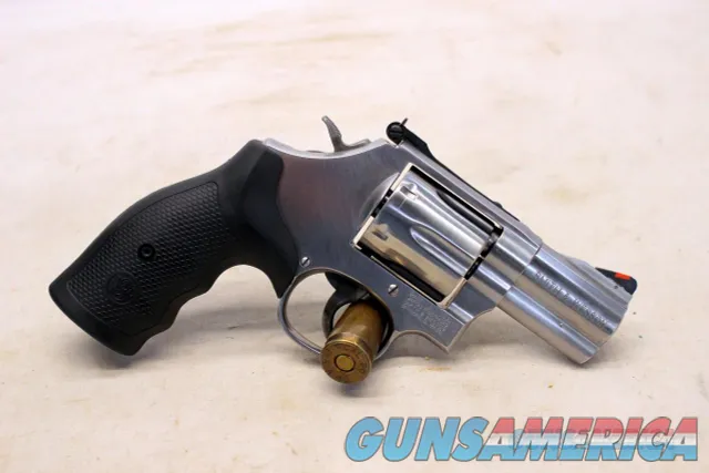 Smith & Wesson 686-6 SNUB NOSE 2.5" Revolver STAINLESS STEEL Box Manual Keys 164231