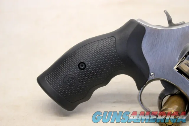 Smith & Wesson 686-6 SNUB NOSE 2.5" Revolver STAINLESS STEEL Box Manual Keys 164231