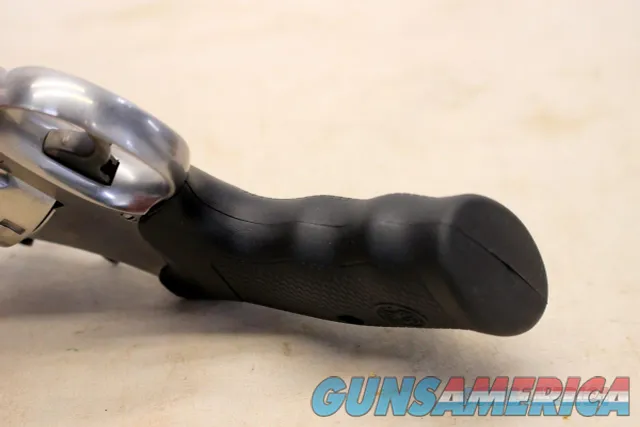 Smith & Wesson 686-6 SNUB NOSE 2.5" Revolver STAINLESS STEEL Box Manual Keys 164231