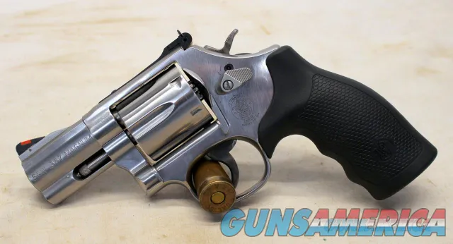 Smith & Wesson 686-6 SNUB NOSE 2.5" Revolver STAINLESS STEEL Box Manual Keys 164231