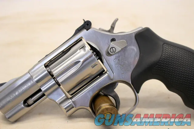 Smith & Wesson 686-6 SNUB NOSE 2.5" Revolver STAINLESS STEEL Box Manual Keys 164231