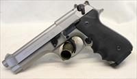 Beretta Model 92FS semi-automatic pistol  Stainless  9mm  Original Box, Manual & 2 Magazines Img-2