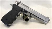 Beretta Model 92FS semi-automatic pistol  Stainless  9mm  Original Box, Manual & 2 Magazines Img-6