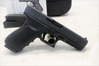 GLOCK 21 Gen 4 semi-automatic pistol  .45ACP  CASE, Manual and 3 Magazines Img-6