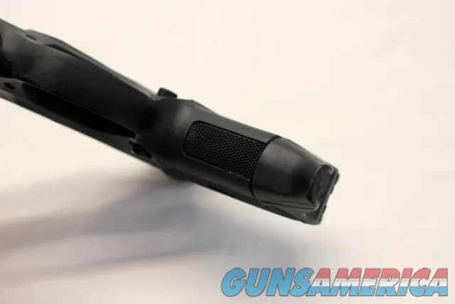 Ruger SR9c semi-automatic pistol ~ 9mm ~ (2) 10rd Magazines ~ CONCEAL CARRY