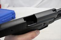 Sig Sauer SP2022 semi-automatic pistol  .40 S&W  Box, Manual and Magazines  NO MASS SALES Img-17