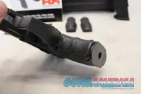 HK P30SK semi-automatic pistol ~ 9mm ~ Case, Manual, Magazines and Extras!