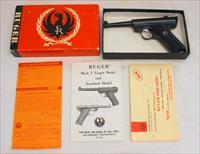 Ruger STANDARD semi-automatic pistol  .22LR  BOX & MANUAL  1972 Mfg.  Img-18