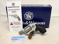 Smith & Wesson Model 642-2 AIRWEIGHT Revolver  .38 Spl + P  BOX AND MANUAL Img-1