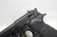 Beretta Model 92FS semi-automatic pistol  Blued  9mm  Original Box, Manual & Magazine Img-4