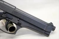 Beretta Model 92FS semi-automatic pistol  Blued  9mm  Original Box, Manual & Magazine Img-9