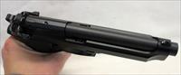 Beretta Model 92FS semi-automatic pistol  Blued  9mm  Original Box, Manual & Magazine Img-11