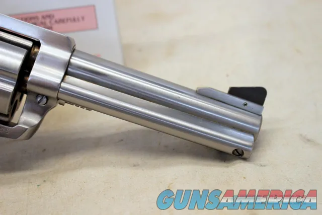 1977 Ruger NEW MODEL BLACKHAWK Revolver .357 Mag STAINLESS 4.75"