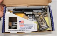 Smith & Wesson Model 22A-1 BULL BARREL Target Pistol  .22LR  Box, Manual & 6 Factory Magazines Img-18