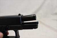 Glock Model 23 GEN 3 semi-automatic pistol ~ .40S&W ~ (5) 13rd Magazines, Case & Manual