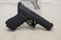 GLOCK 21 Gen 4 semi-automatic pistol ~ .45ACP ~ Manual and (2) Magazines