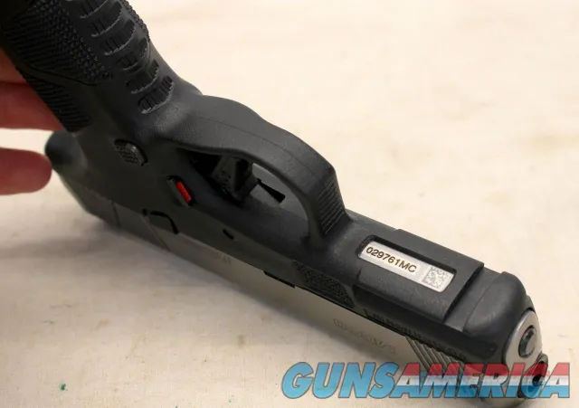 Mossberg MC2c semi-automatic pistol 9mm BOX (2) Magazines USED