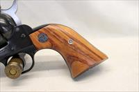Ruger NEW MODEL BLACKHAWK Convertible Revolver  .357 Magnum / 9mm  4.75 Barrel  Box & Manual Img-3