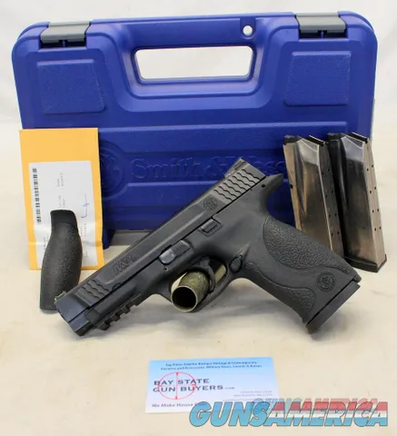 Smith & Wesson M&P 45 semi-automatic pistol 45ACP FULL SIZE w Case Img-1