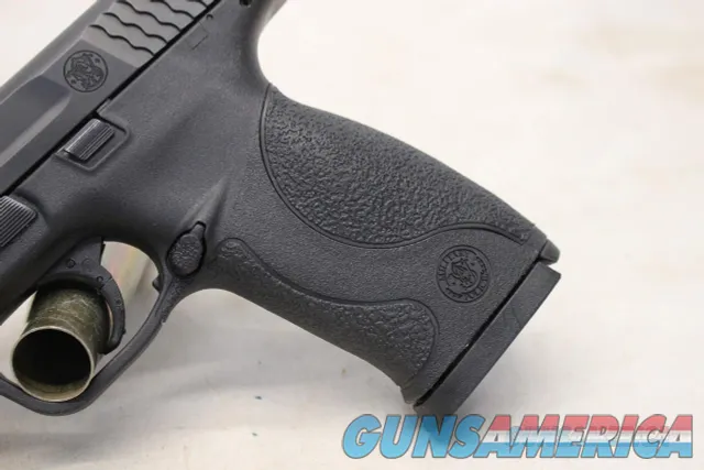 Smith & Wesson M&P 45 semi-automatic pistol 45ACP FULL SIZE w Case Img-3