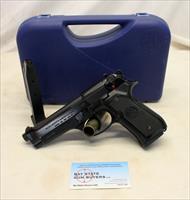 Beretta Model 92FS semi-automatic pistol  9mm  Original Box, 2 Magazines Img-1