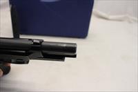 Beretta Model 92FS semi-automatic pistol  9mm  Original Box, 2 Magazines Img-16