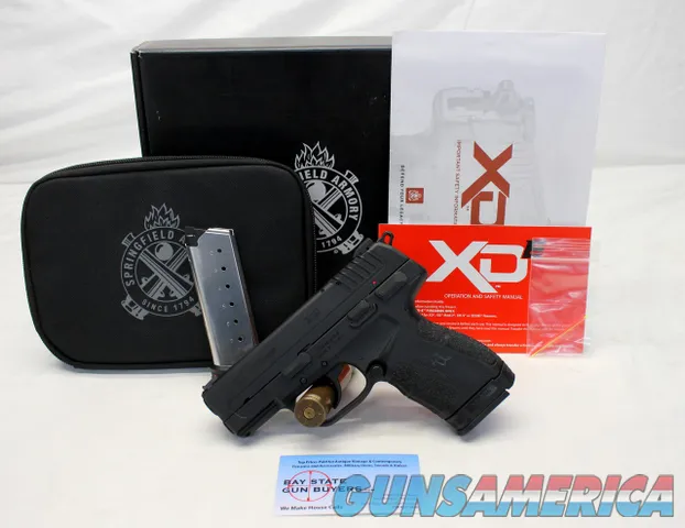 Springfield Amory XD-E 3.3 semi-automatic pistol .45ACP Box Manual Magazines