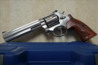 Smith & Wesson 686-6 Plus Deluxe .357 Magnum Img-1
