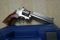 Smith & Wesson 686-6 Plus Deluxe .357 Magnum Img-2
