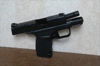 Springfield Armory Hellcat 9mm w/ 4 magazines