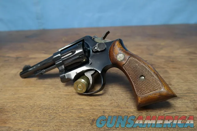 Smith & Wesson Model 10-5 .38 Special Revolver  Img-17