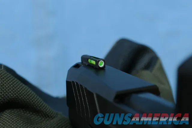 Ruger Max-9 9MM Centerfire Semi-Automatic pistol