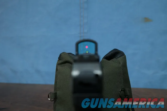 Ruger Max-9 9MM Centerfire Semi-Automatic pistol