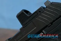 Ruger Max-9 9MM Centerfire Semi-Automatic pistol