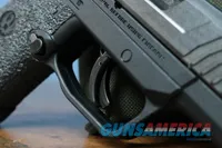 Ruger Max-9 9MM Centerfire Semi-Automatic pistol