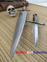 Maker Unknown Custom Handmade Dagger Set of 2 Knives & 2 Sheaths Img-2