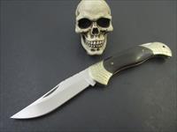 Holly Knives , Bob Miller Custom Buffalo Horn Lock Back Folder Img-1