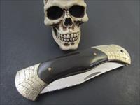 Holly Knives , Bob Miller Custom Buffalo Horn Lock Back Folder Img-3