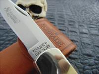 Schrade USA SC705 Scrimshaw Edition Bear Scene