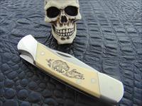 Schrade USA SC705 Scrimshaw Edition Bear Scene