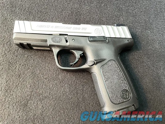 SMITH & WESSON INC MODEL SD9 VE  Img-2