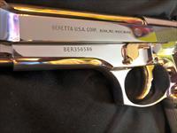 GORGEOUS Beretta 92 Custom 24k gold and bright stainless Versace grips Img-3