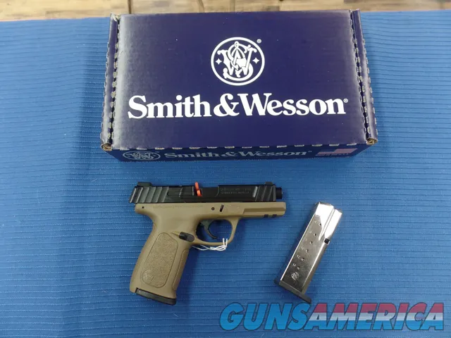Smith & Wesson SD40 TAN (40 S&W)