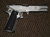 Springfield Armory 1911A1 TRP STAINLESS TACTICAL .45 ACP PISTOL Img-4