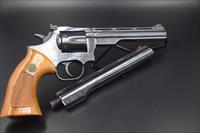 DAN WESSON MODEL 15-V2 REVOLVER IN .357 MAGNUM WITH TW0 BARRELS AND CARRY CASE Img-4