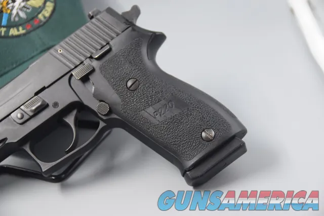 SIG SAUER MODEL P-220 PISTOL IN .45 ACP WITH 4 MAGAZINES Img-3