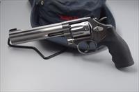 S&W MODEL 648 SIX-INCH STAINLESS .22 MAGNUM REVOLVER Img-1