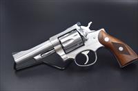 RUGER SECURITY SIX 4-INCH .357 MAGNUM REVOLVER,  200TH YEAR GUN Img-1