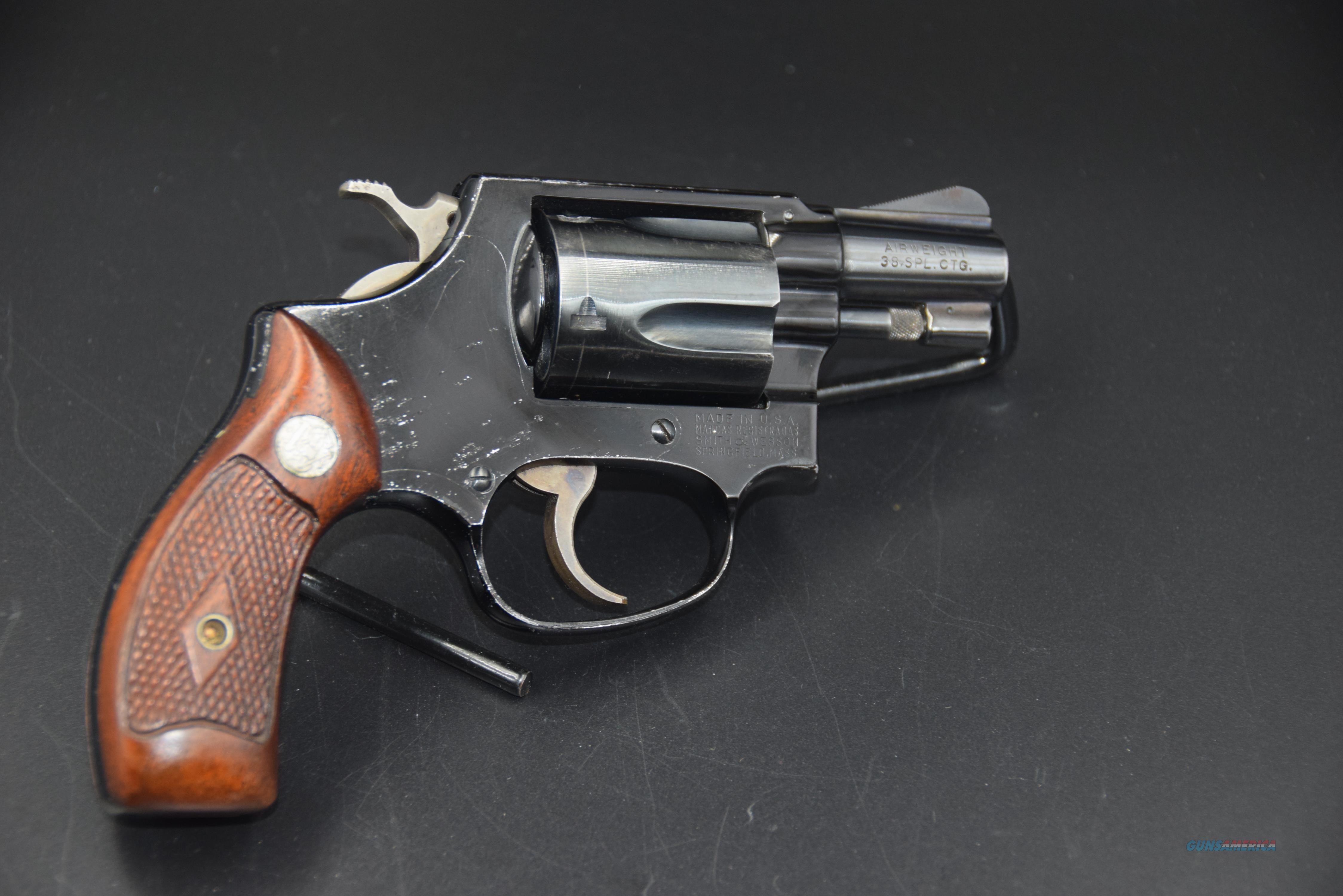 S&W MODEL 37 LIGHTWEIGHT .38 SPECIAL REVOLVER WITH FLAT LATCH